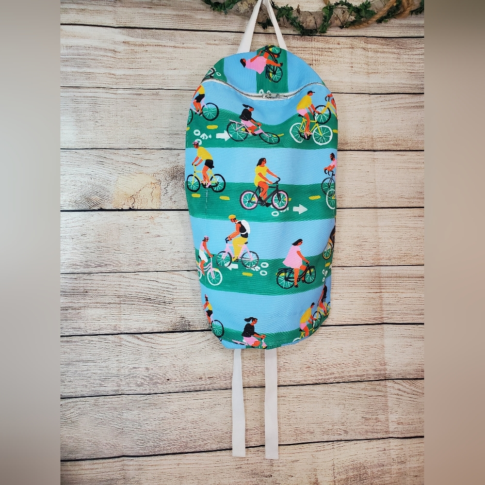 Print All Over Me backpack 🎒